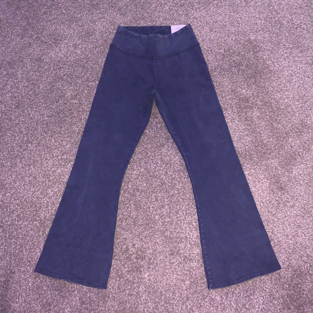 NWT Cropped Aerie Kick Flare Leggings
